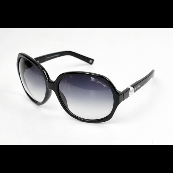 Chanel sunglasses with pearl - Gem